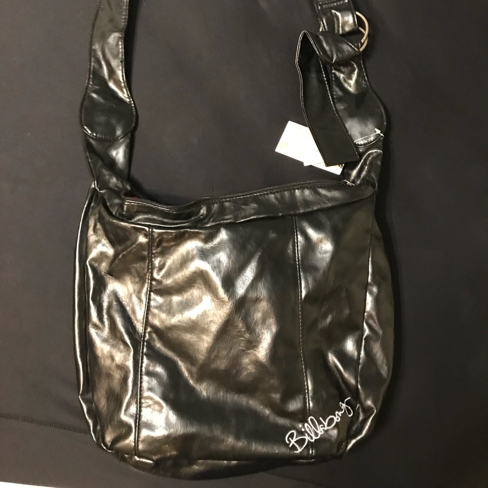 Billabong purse - new with tags